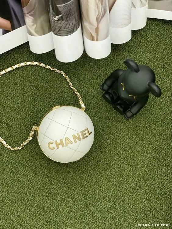 HyperPeter SPHERE MINAUDIERE CHANEL 0717